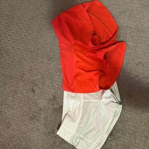 Size 4, 2.5 inch lululemon speed up shorts
